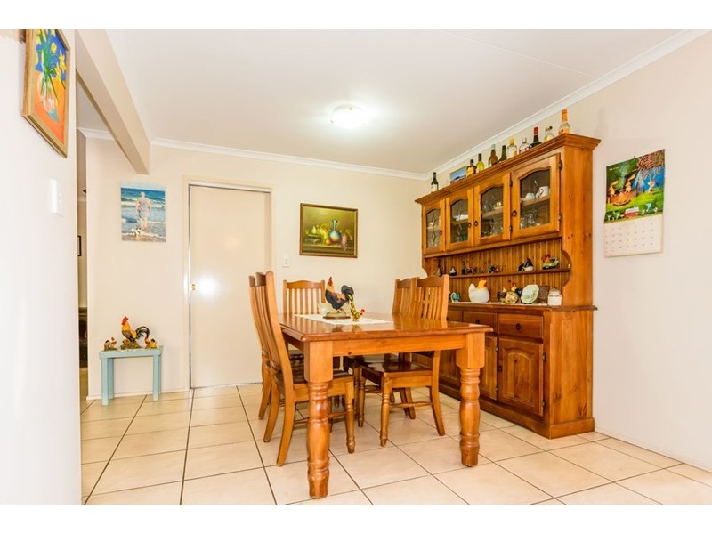 15 Vicky Avenue, Crows Nest QLD 4355