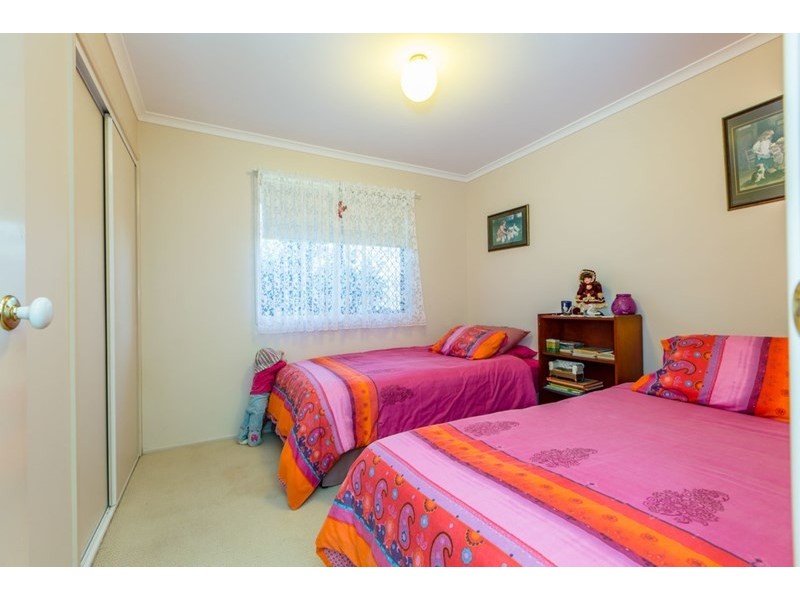 15 Vicky Avenue, Crows Nest QLD 4355