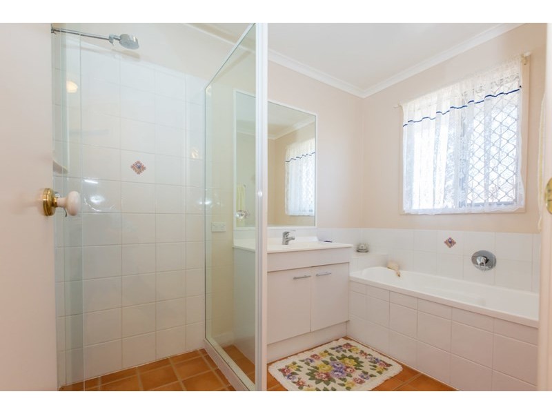 15 Vicky Avenue, Crows Nest QLD 4355