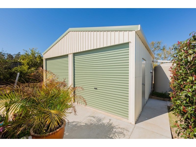 15 Vicky Avenue, Crows Nest QLD 4355