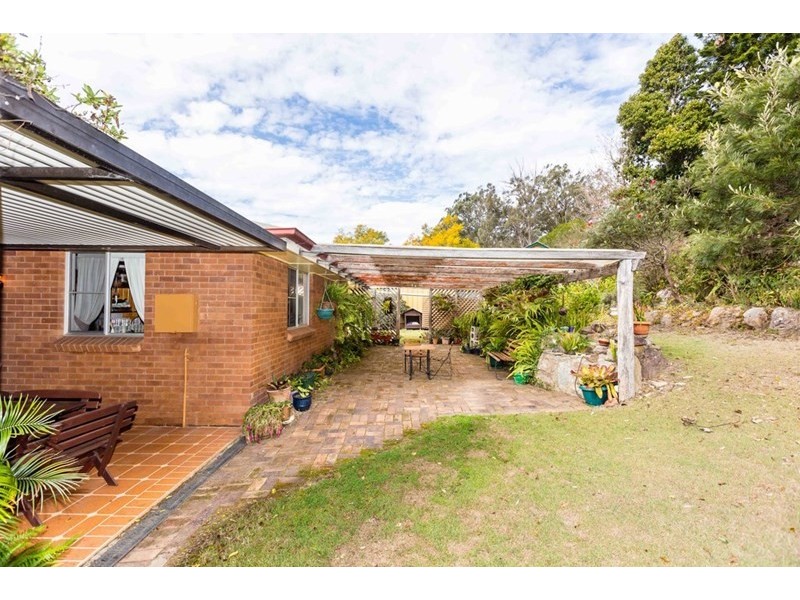 000 Three Mile Road, Crows Nest QLD 4355