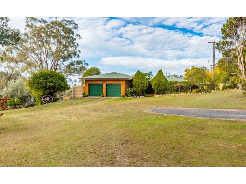 000 Three Mile Road, Crows Nest QLD 4355