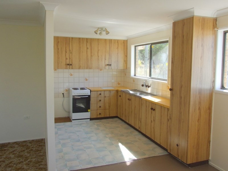 44 Railway Terrace, Crows Nest QLD 4355