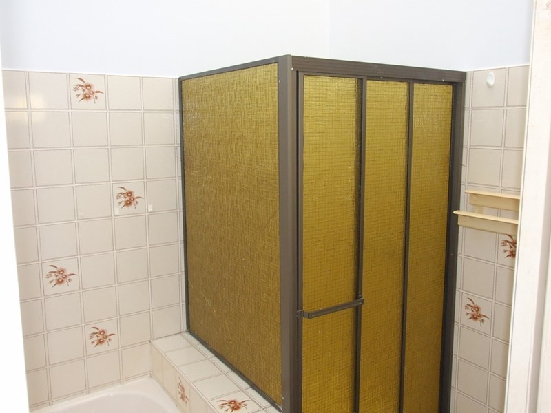 44 Railway Terrace, Crows Nest QLD 4355