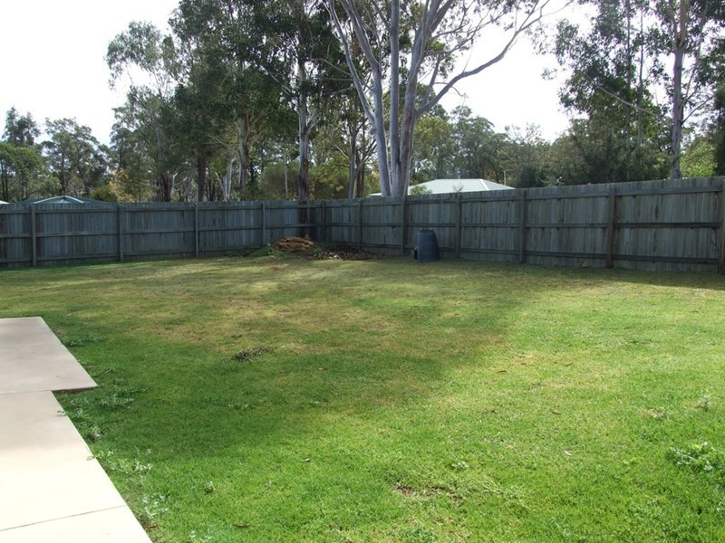 26 Samuel Avenue, Crows Nest QLD 4355