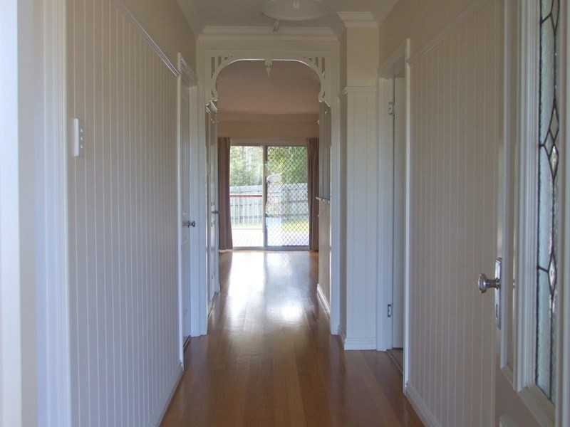 26 Samuel Avenue, Crows Nest QLD 4355