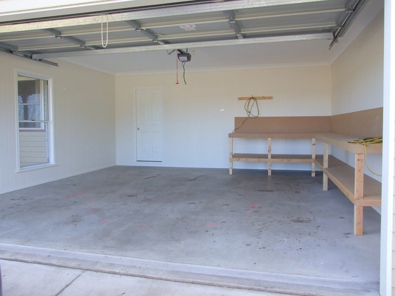 26 Samuel Avenue, Crows Nest QLD 4355