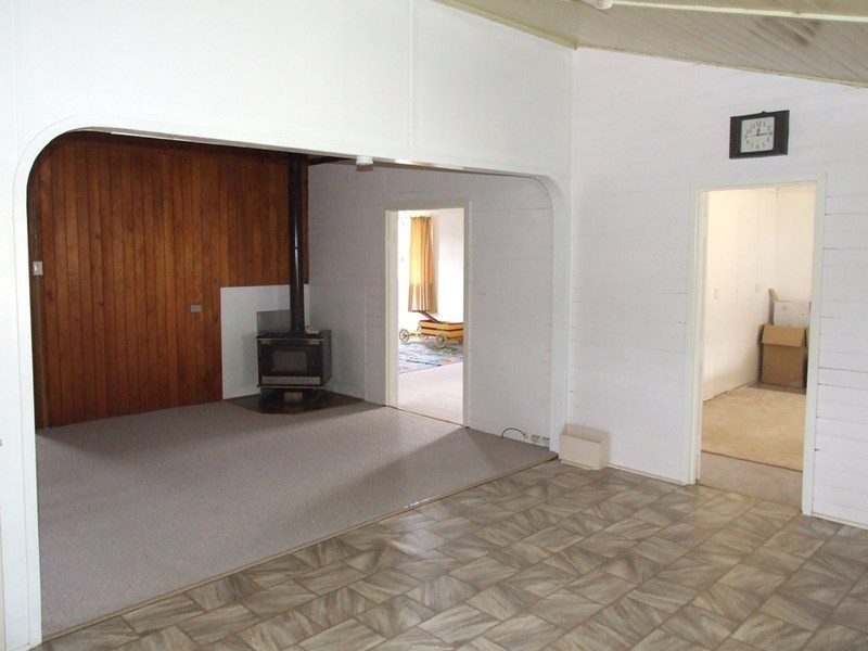 10 McDougall Street, Cooyar QLD 4402