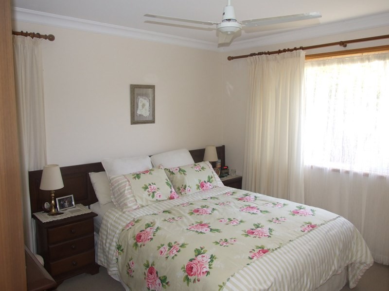 3 Olsen Drive, Crows Nest QLD 4355