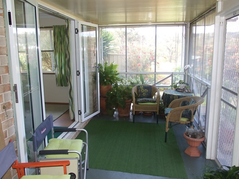 3 Olsen Drive, Crows Nest QLD 4355