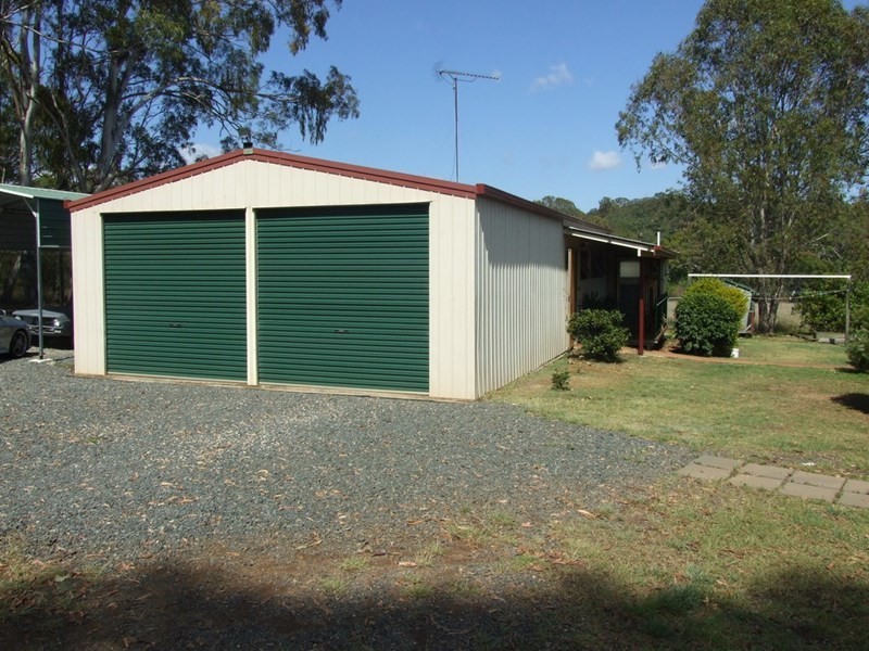 138 Perseverance Hall Road, Ravensbourne QLD 4352