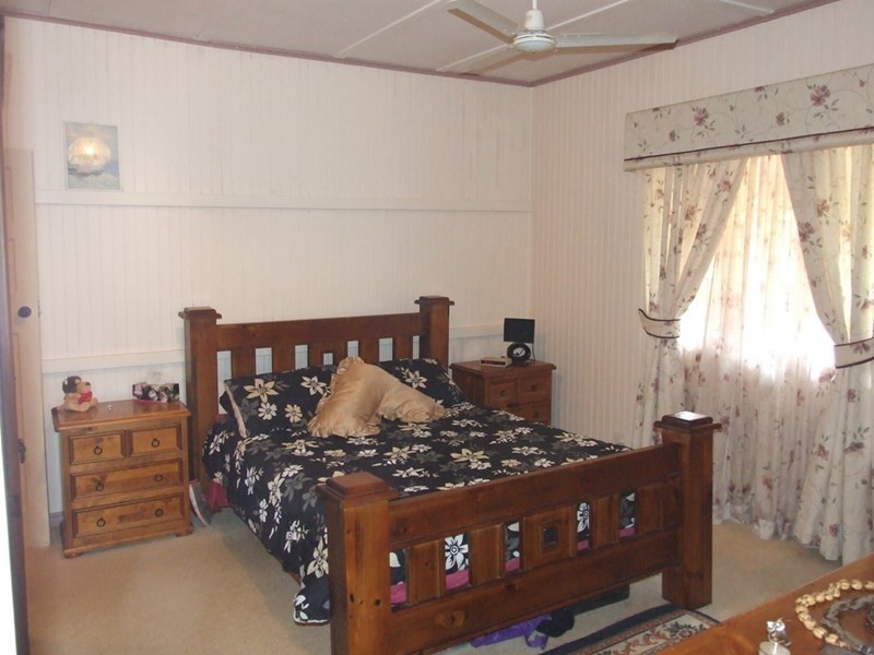 138 Perseverance Hall Road, Ravensbourne QLD 4352