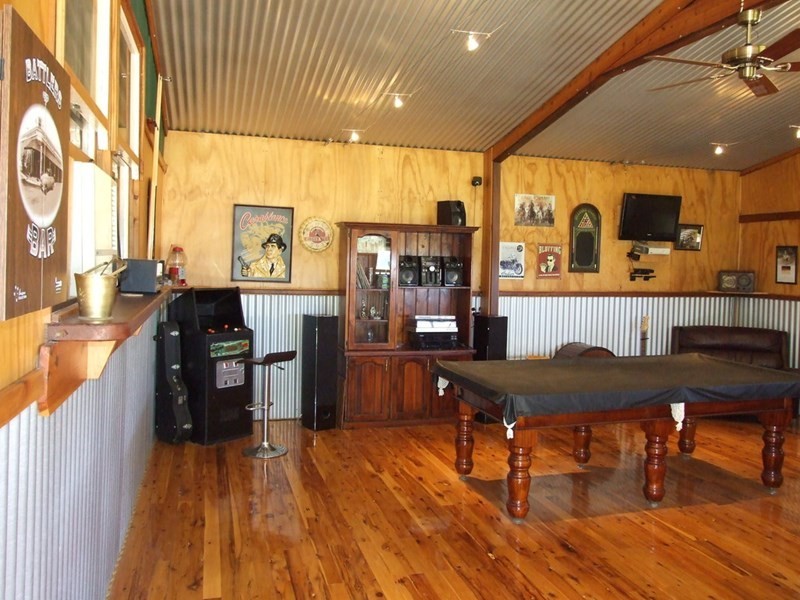 138 Perseverance Hall Road, Ravensbourne QLD 4352