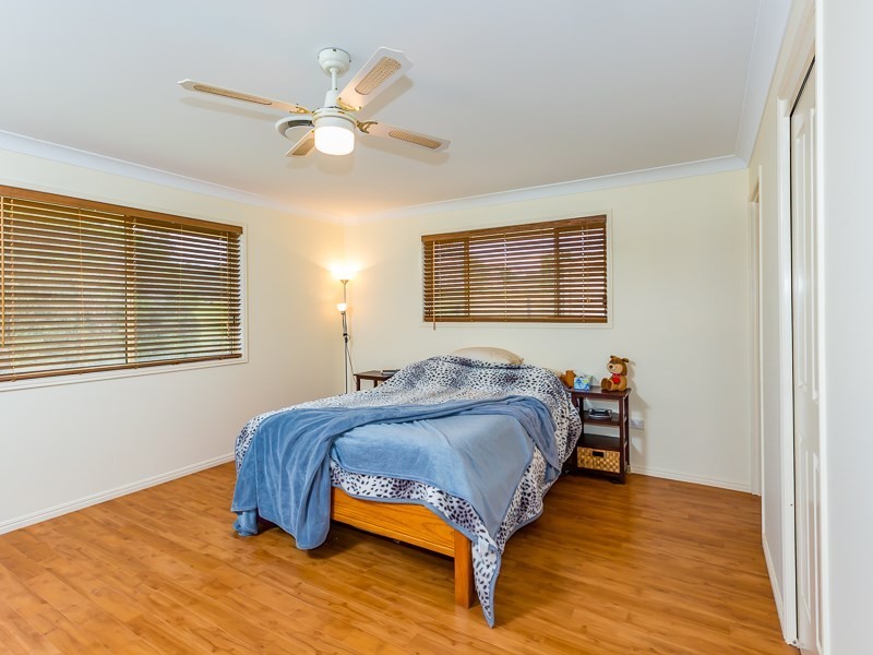 10 Devoncourt Road, Crows Nest QLD 4355