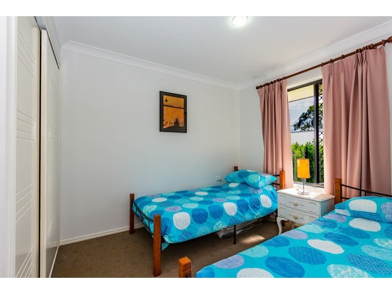 8 Samuel Avenue, Crows Nest QLD 4355