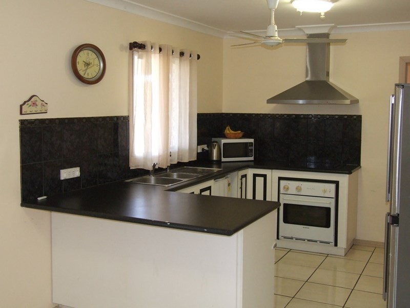 29 Railway Terrace, Crows Nest QLD 4355