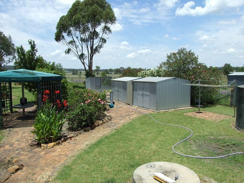 24 Harth Street, Goombungee QLD 4354