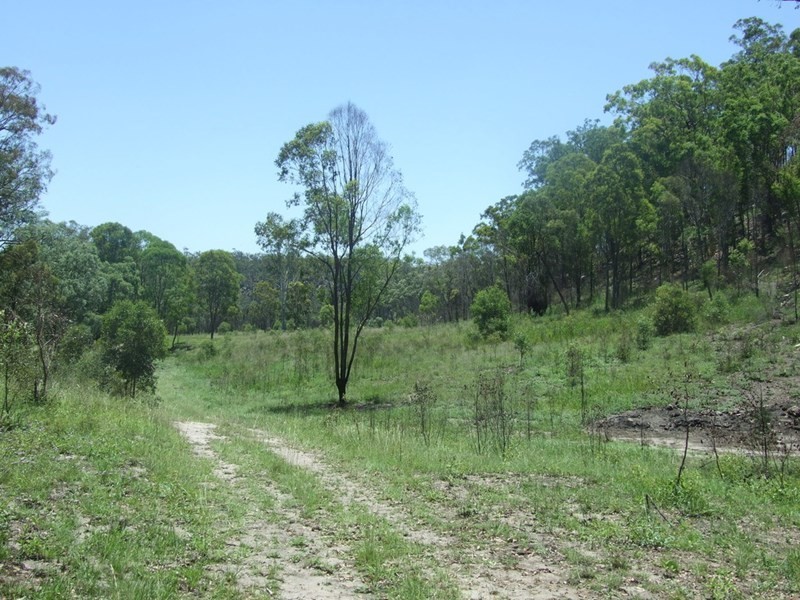90 Old Emu Creek Road, Emu Creek QLD 4355