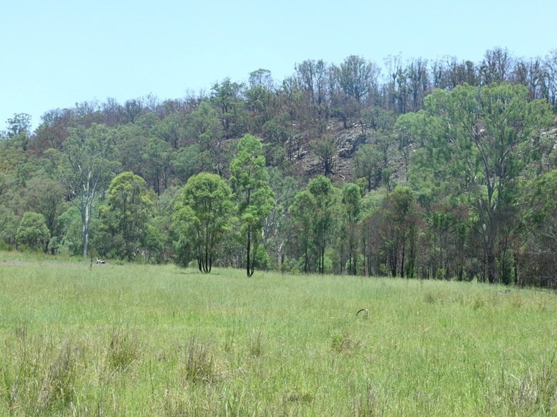 90 Old Emu Creek Road, Emu Creek QLD 4355