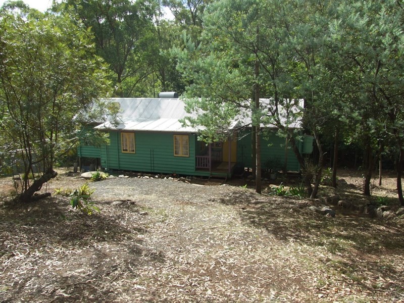 185 Post Office Road, Ravensbourne QLD 4352