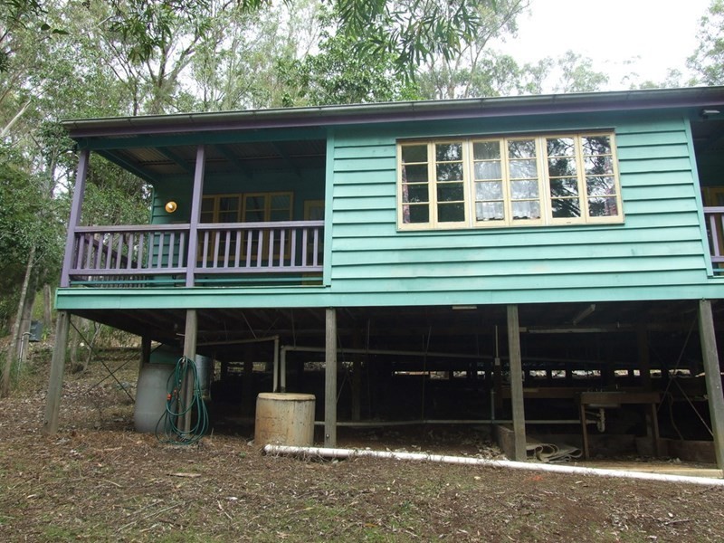 185 Post Office Road, Ravensbourne QLD 4352