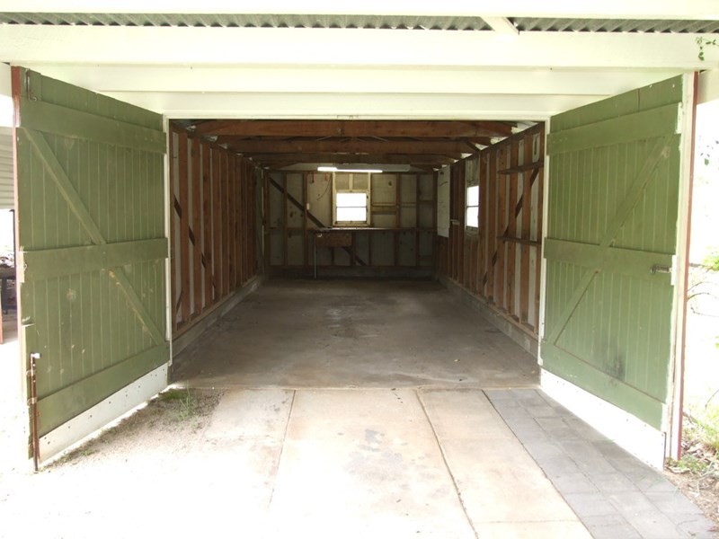 819 Perseverance Dam Road, Crows Nest QLD 4355