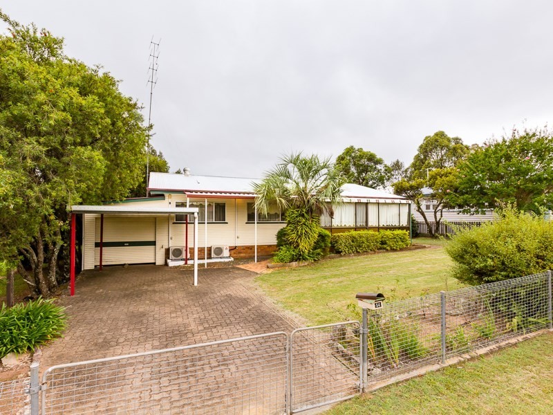 54 Charles Street, Crows Nest QLD 4355