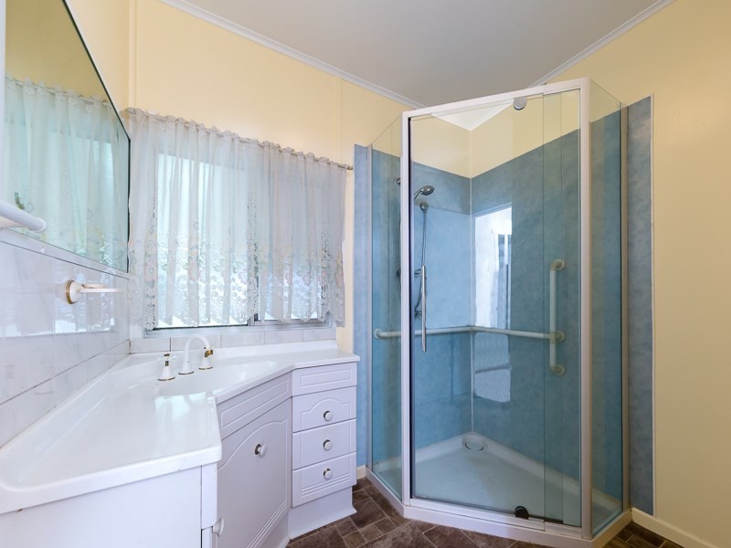 54 Charles Street, Crows Nest QLD 4355