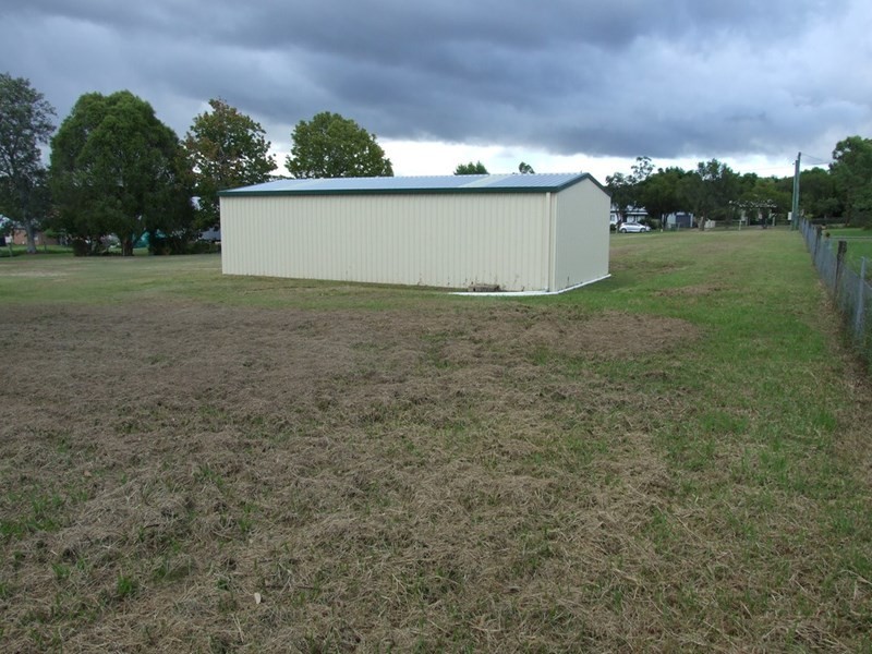 49 South Street, Crows Nest QLD 4355
