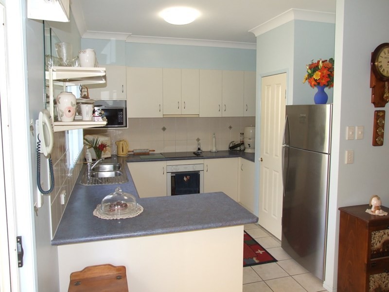 6 Parkland Drive, Crows Nest QLD 4355