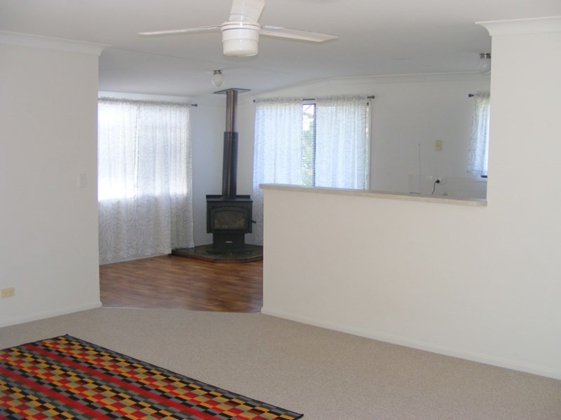 7 Railway Terrace, Crows Nest QLD 4355