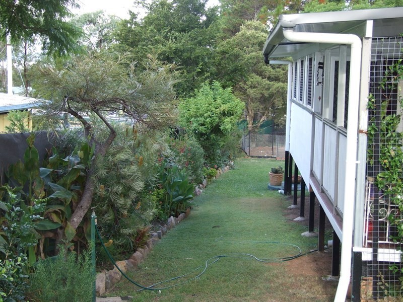 6 Andrews Road, Crows Nest QLD 4355