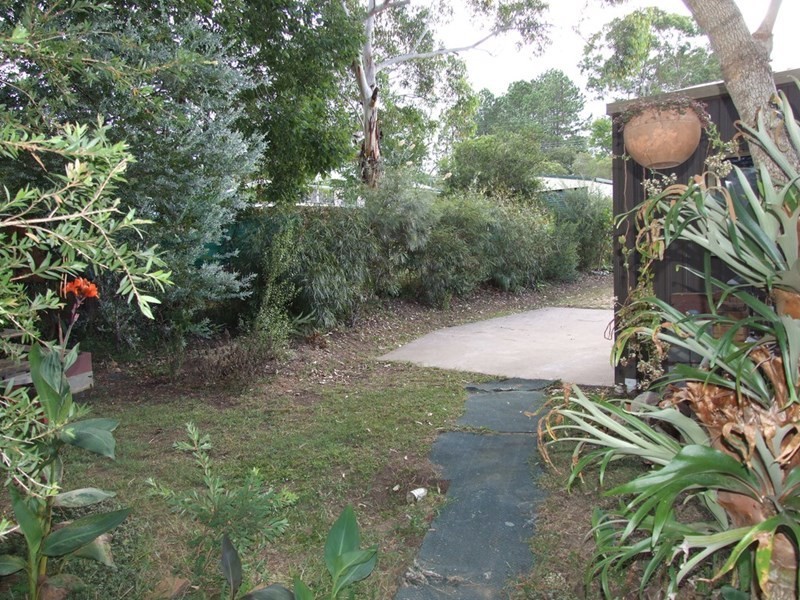 6 Andrews Road, Crows Nest QLD 4355