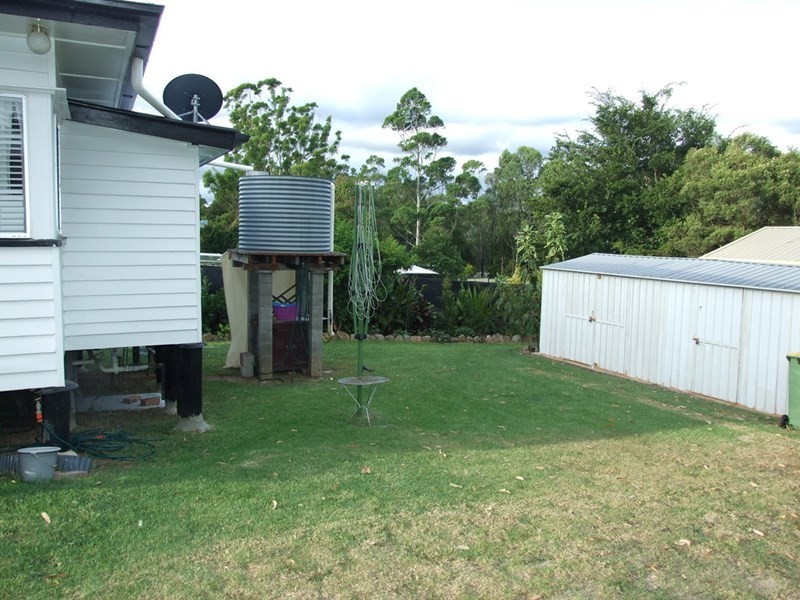 6 Andrews Road, Crows Nest QLD 4355