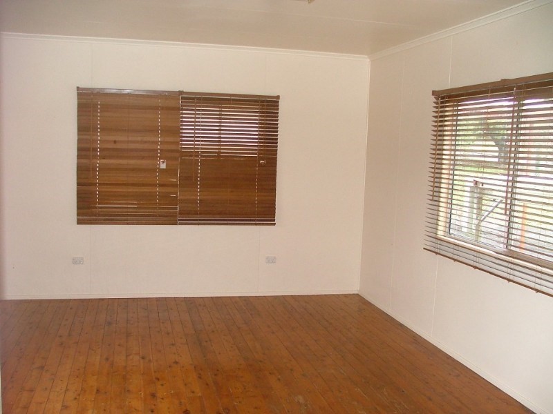 28 Albert Street, Crows Nest QLD 4355