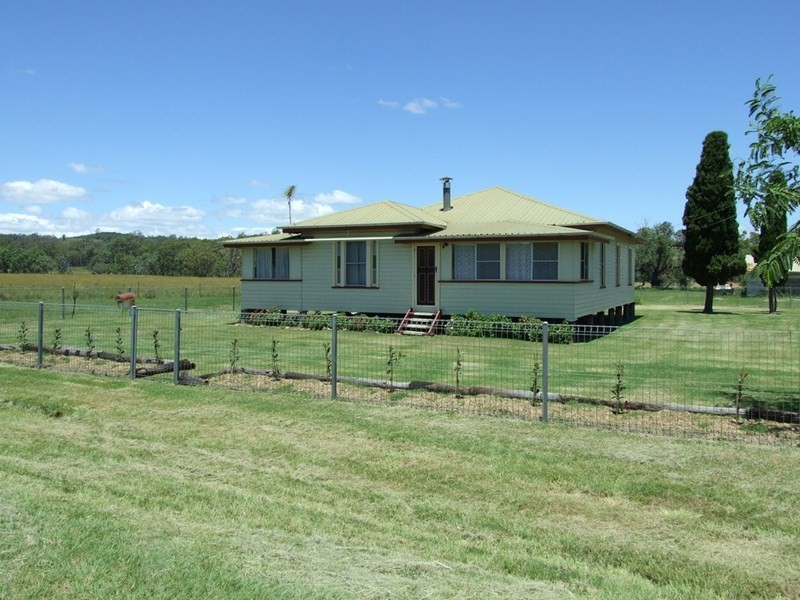 1263 Pechey Maclagan Road, Goombungee QLD 4354