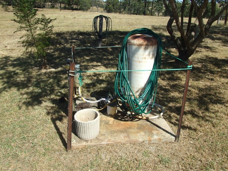 6009 New England Highway, Crows Nest QLD 4355