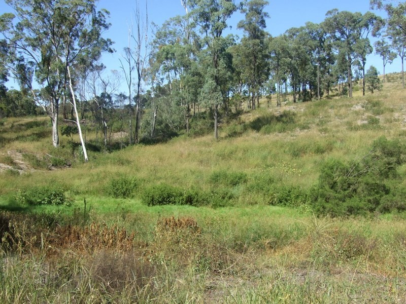 6009 New England Highway, Crows Nest QLD 4355