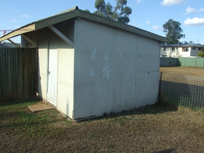 34 Campbell Street, Oakey QLD 4401