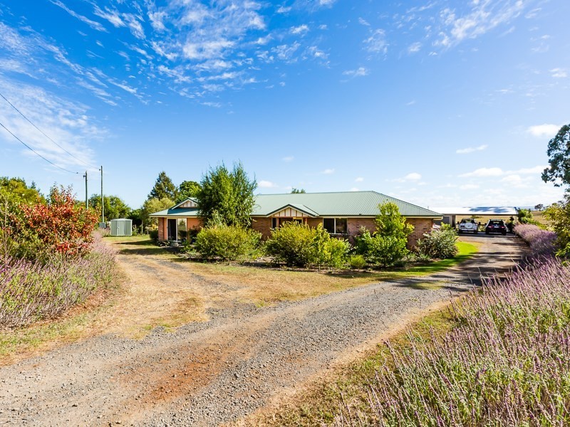 18 Bowtell Drive, Highfields QLD 4352