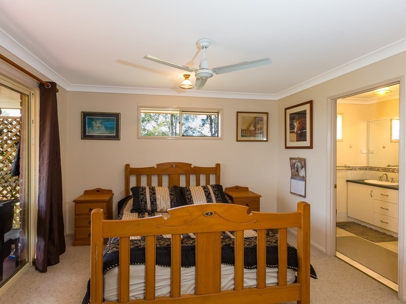 18 Bowtell Drive, Highfields QLD 4352