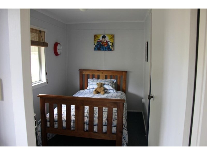 34 South Street, Crows Nest QLD 4355