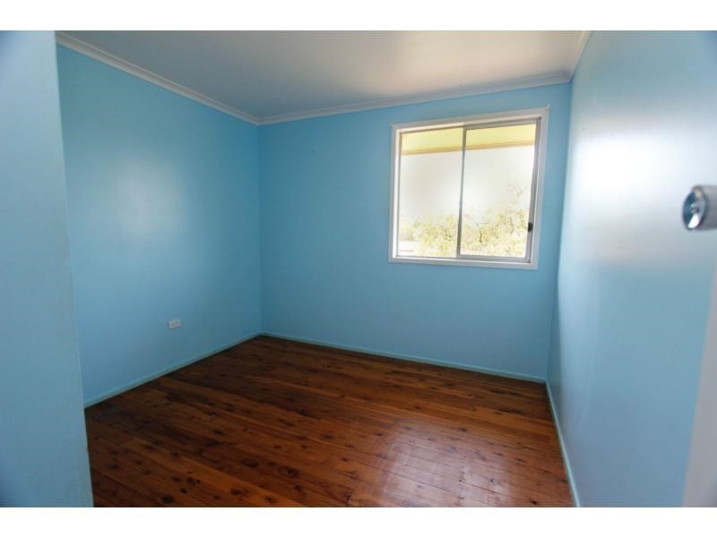 32 Railway Terrace, Crows Nest QLD 4355