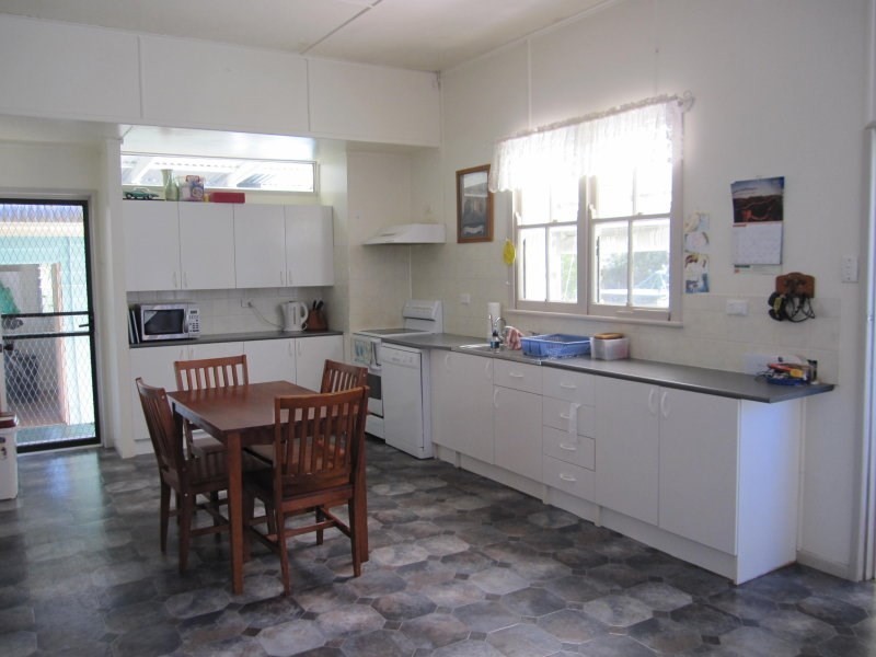 12 Littleton Street, Crows Nest QLD 4355