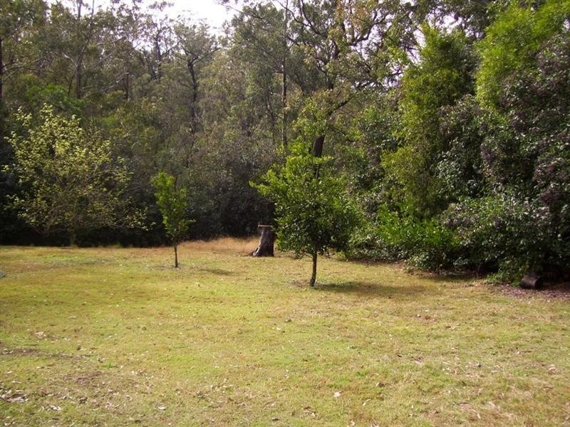 30 McErlean Road, Ravensbourne QLD 4352