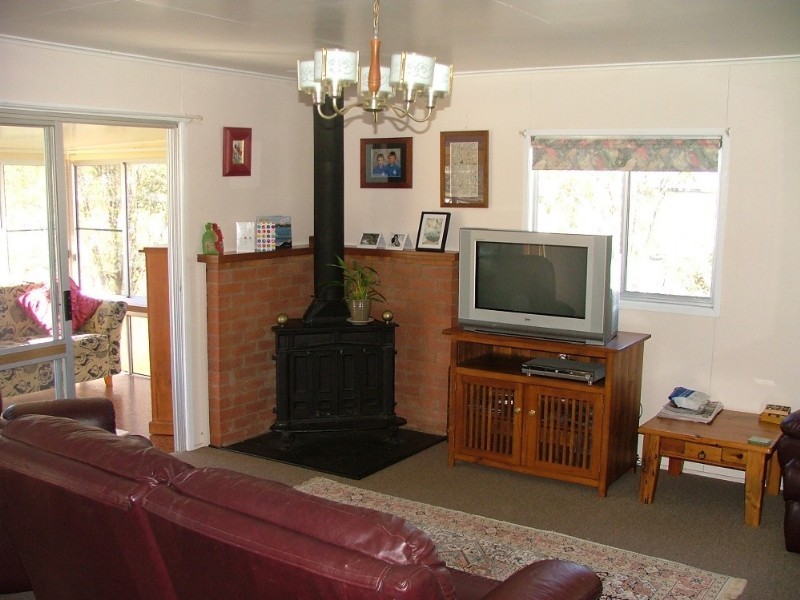 45 Mocatta Street, Goombungee QLD 4354