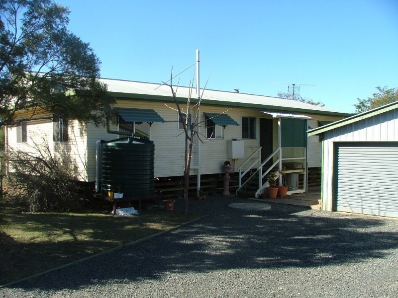 45 Mocatta Street, Goombungee QLD 4354