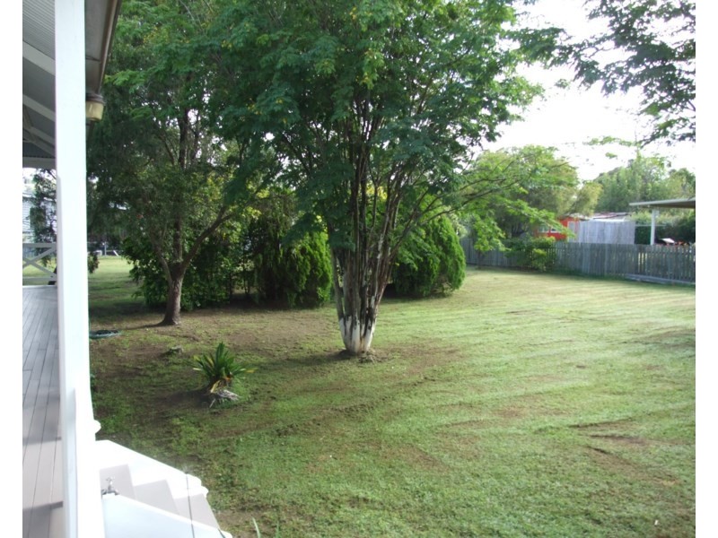 18 Sharp Street, Crows Nest QLD 4355