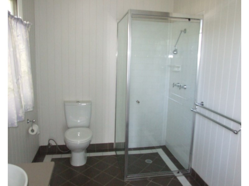 18 Sharp Street, Crows Nest QLD 4355