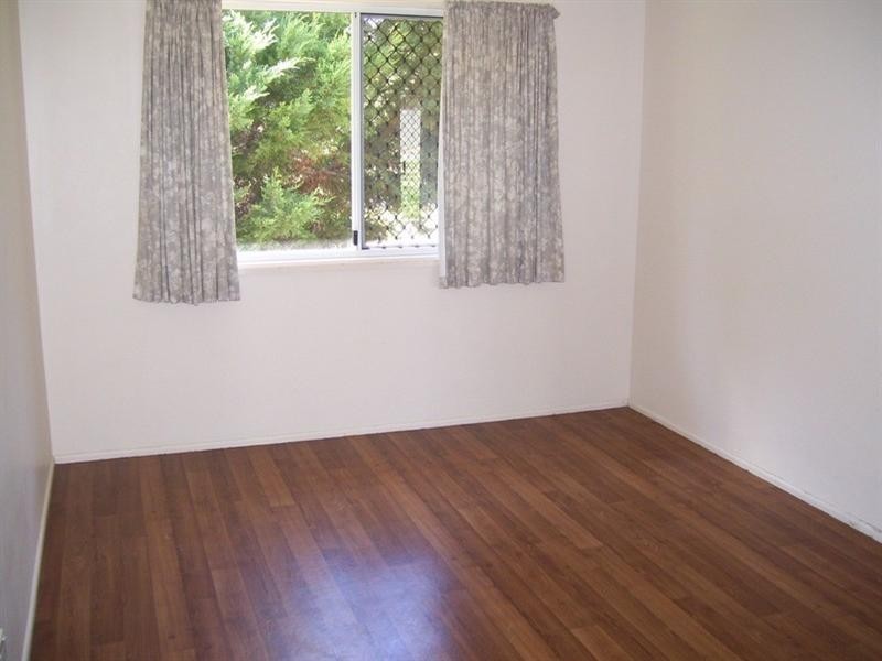 2 Parkland Drive, Crows Nest QLD 4355